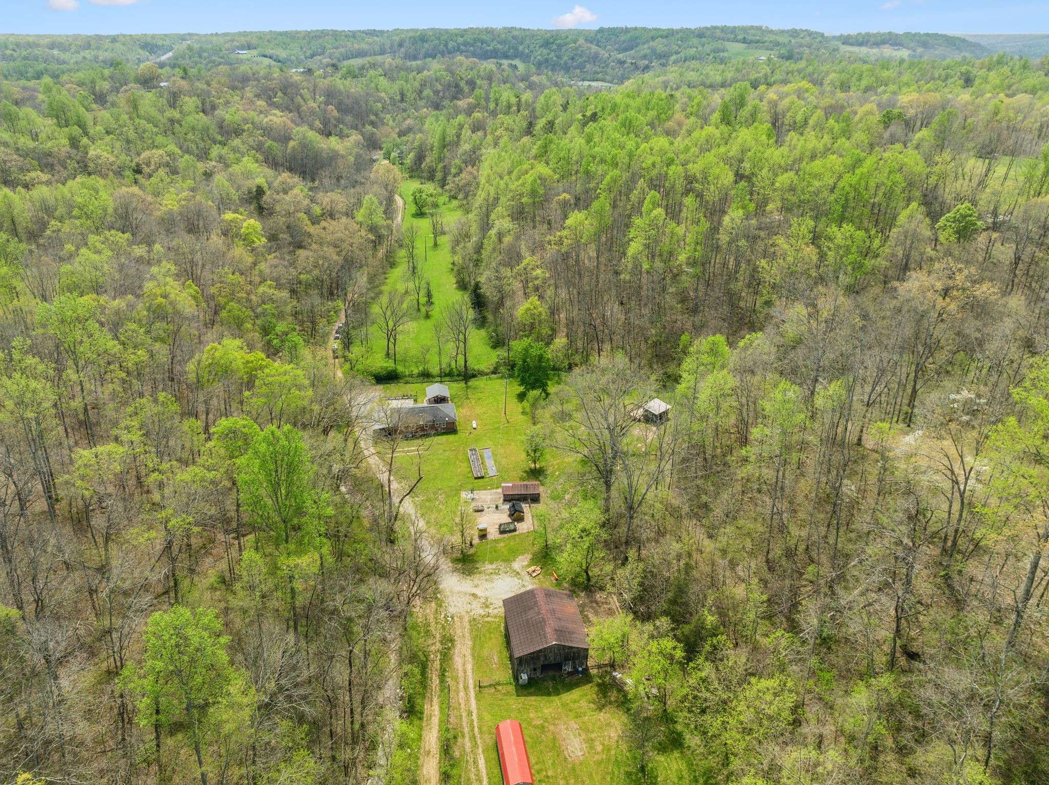 Santa Fe, TN 38482,5822 Fly Hollow Rd