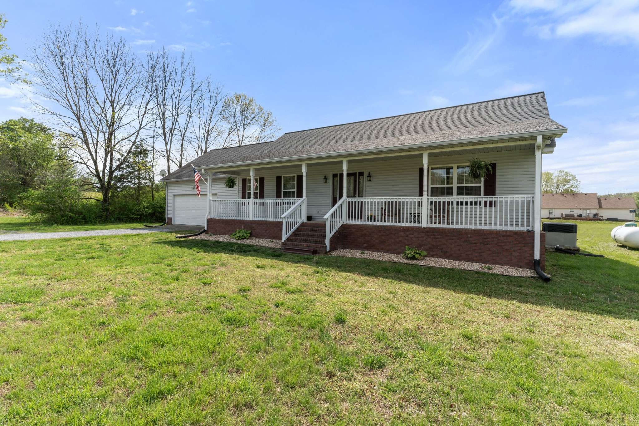 Castalian Springs, TN 37031,140 Byars Ln