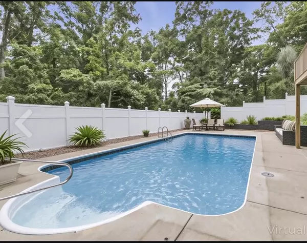 Erin, TN 37061,1395 Dogwood Dr