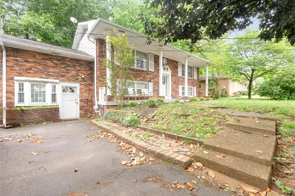 414 Bonnawood Dr, Hermitage, TN 37076