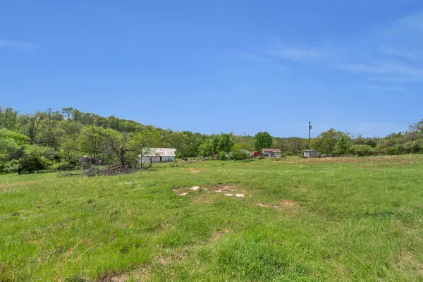 3163 Brandau Rd, Hermitage, TN 37076