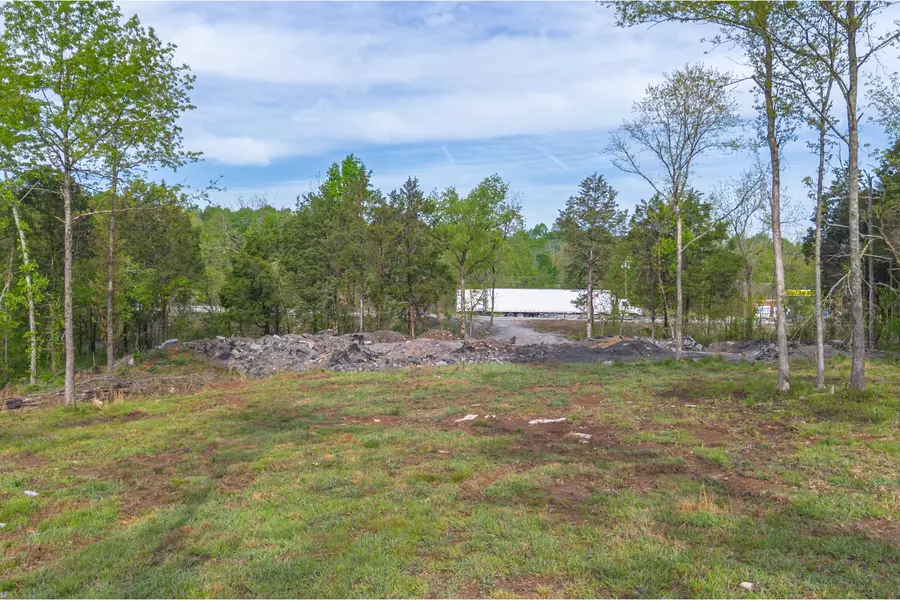 6205 Hunters Point Pike, Lebanon, TN 37087