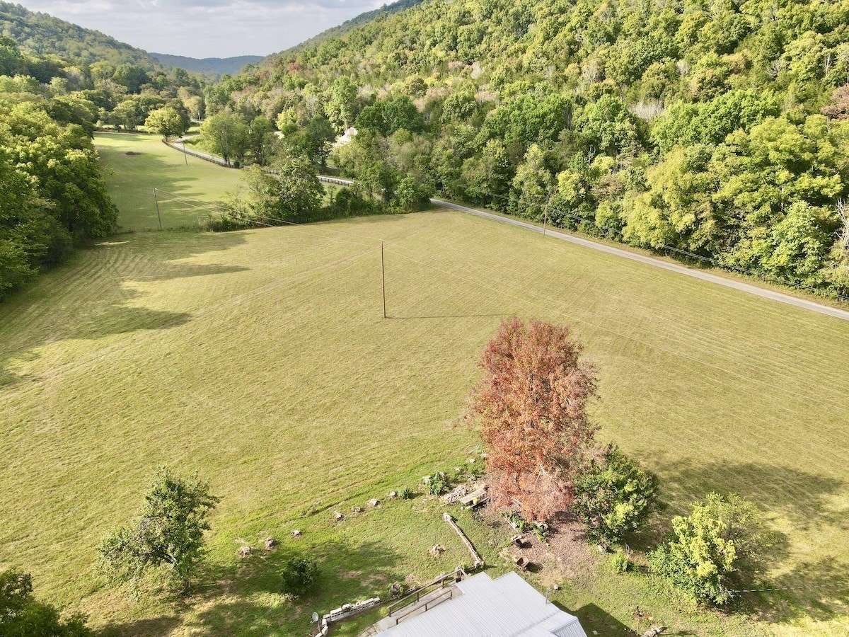 Bradyville, TN 37026,1634 Gilley Hill Rd
