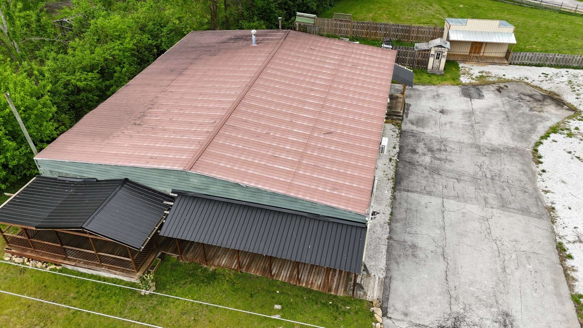 Pelham, TN 37366,1778 US 41