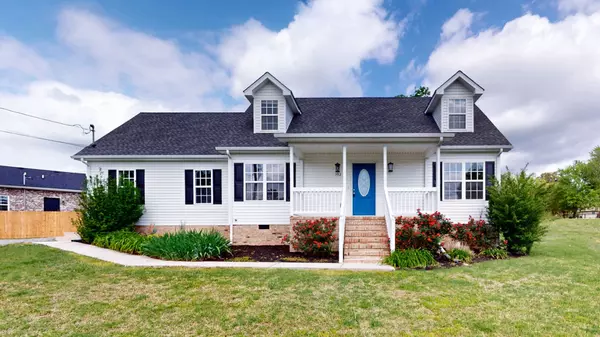302 S Wood Ln, Shelbyville, TN 37160