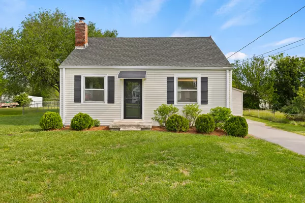 74 Peachtree St,  Nashville,  TN 37210