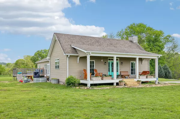 Columbia, TN 38401,2430 Santa Fe Pike