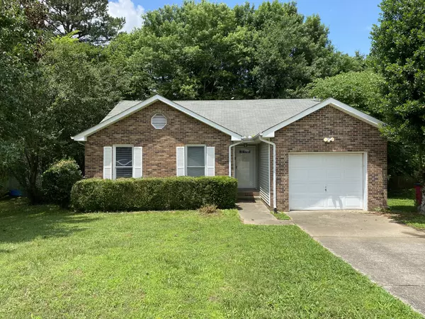 168 Shady Maple Dr, Clarksville, TN 37043