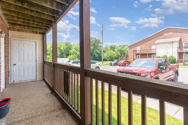 Hermitage, TN 37076,183 Brooke Castle Dr