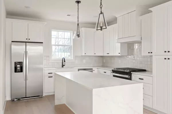 Nashville, TN 37207,504 Edwin St #4