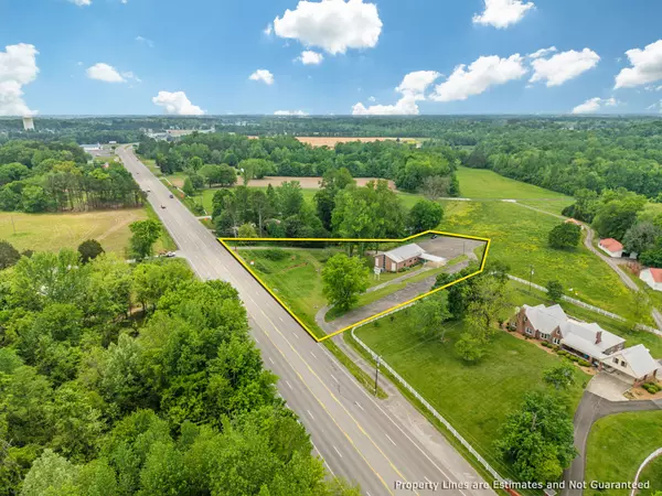 3325 Huntsville Hwy, Fayetteville, TN 37334