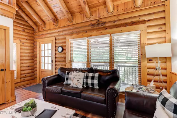 Sevierville, TN 37863,749 Golf View Blvd