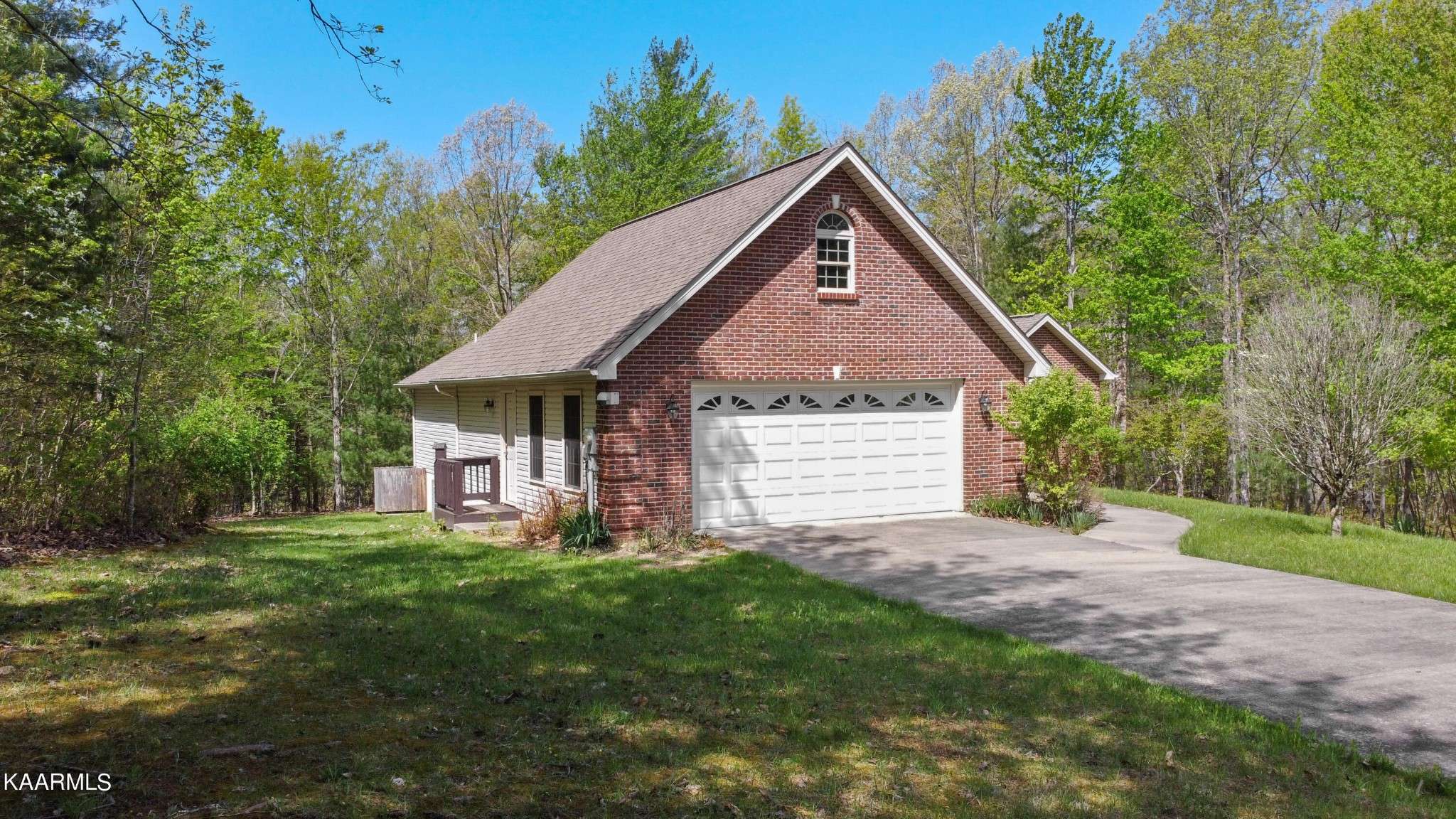 Crossville, TN 38558,673 Catoosa Blvd
