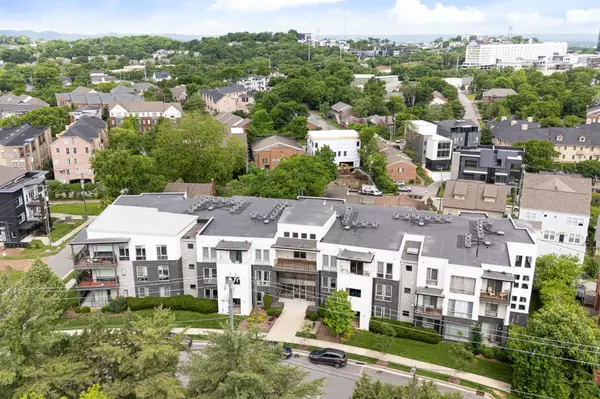 Nashville, TN 37203,3116 W End Cir #310