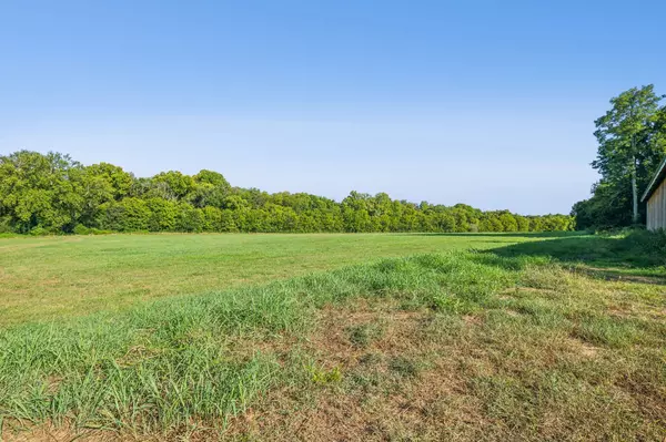 Columbia, TN 38401,4 Old Zion Rd