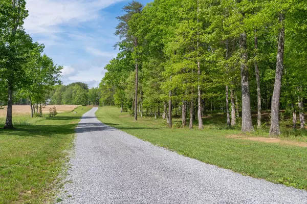 Soddy Daisy, TN 37379,3086 Poe Road