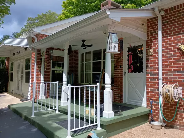 Sewanee, TN 37375,161 Kentucky Ave