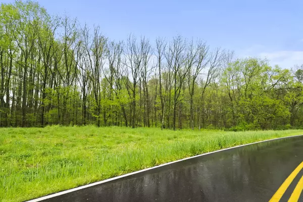 Adams, TN 37010,1 J Bourne Road