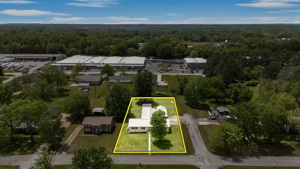 1300 S Polk St,  Tullahoma,  TN 37388