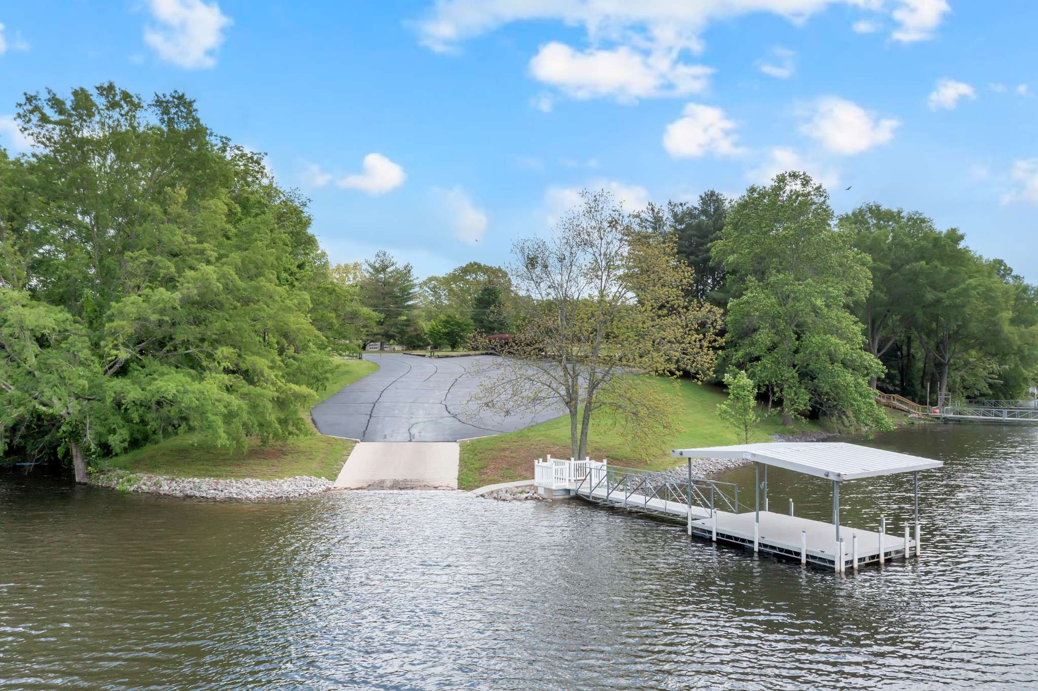 Winchester, TN 37398,759 Bluff Dr