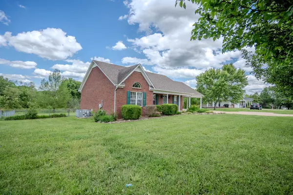 Lawrenceburg, TN 38464,1876 Fall River Rd