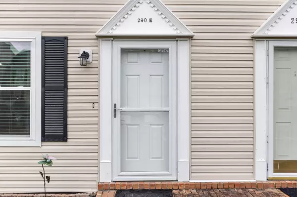 Hendersonville, TN 37075,290 Donna Dr #E