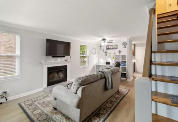 Hendersonville, TN 37075,290 Donna Dr #E