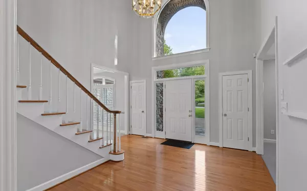 Signal Mountain, TN 37377,12 Mountain Orchard Path