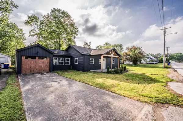 Auburn, KY 42206,204 Wilson Ave