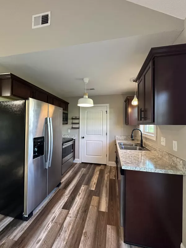 Oak Grove, KY 42262,120 Texas Ave