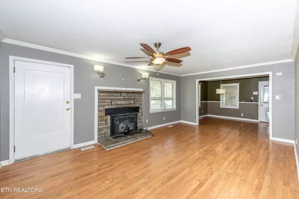 Knoxville, TN 37918,2402 Ridgecrest Drive
