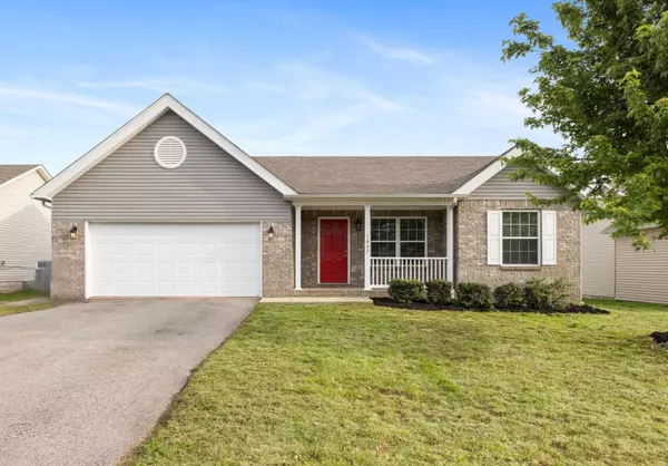 1833 Lakin Ln, Columbia, TN 38401
