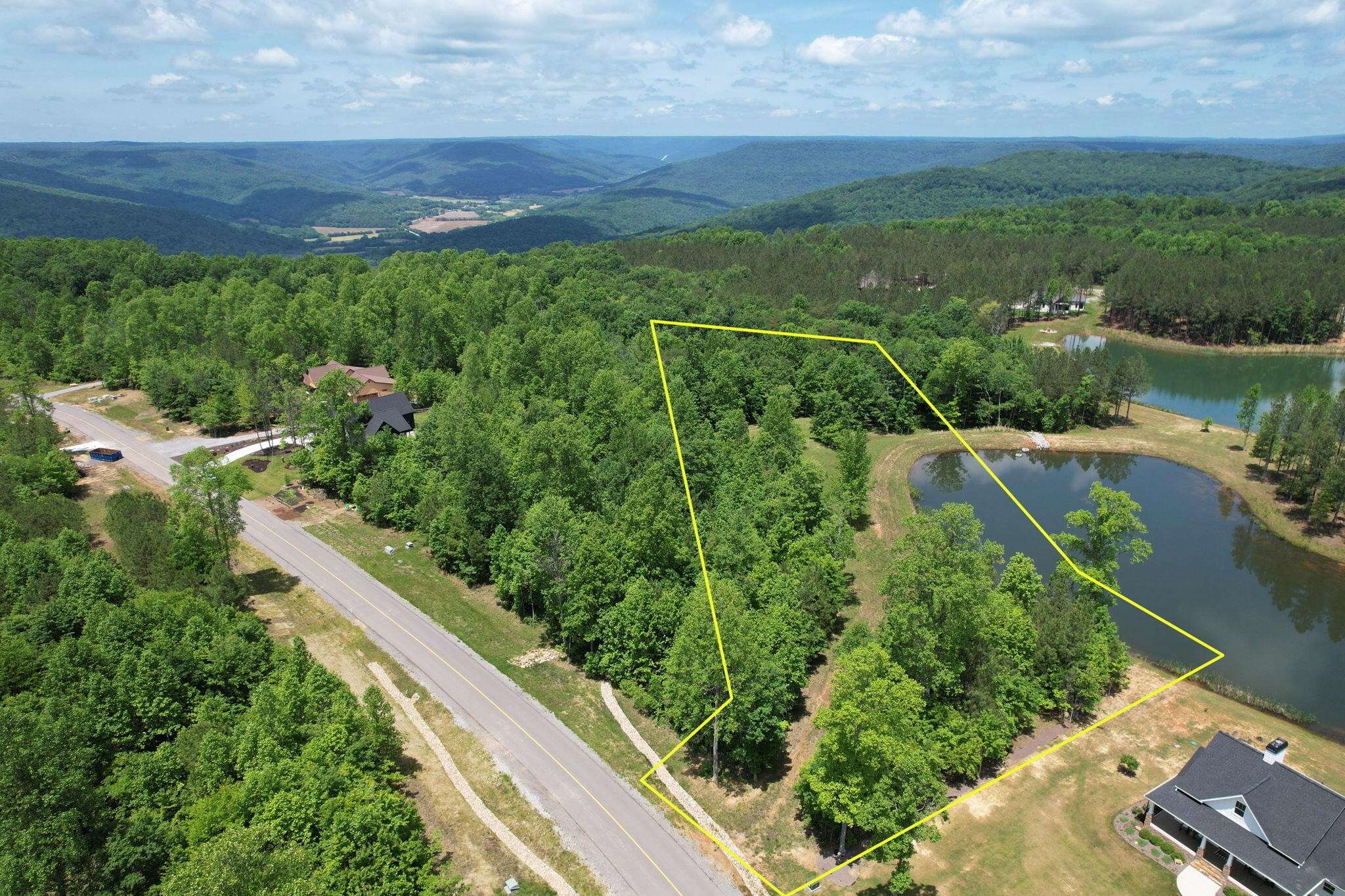 Jasper, TN 37347,460 Cherokee Path