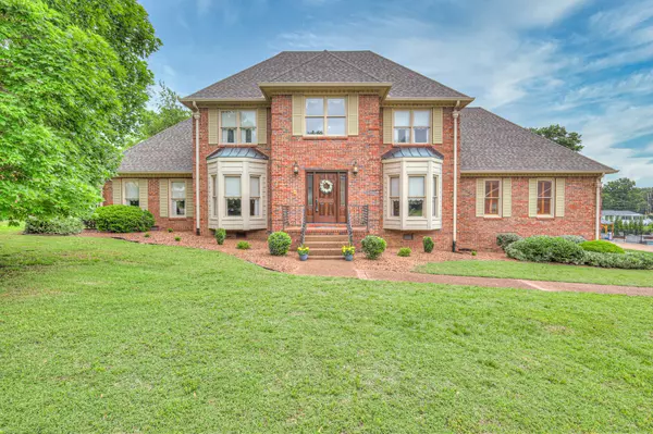 145 Dekewood Dr, Old Hickory, TN 37138