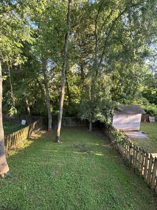Hermitage, TN 37076,5929 Colchester Dr #E