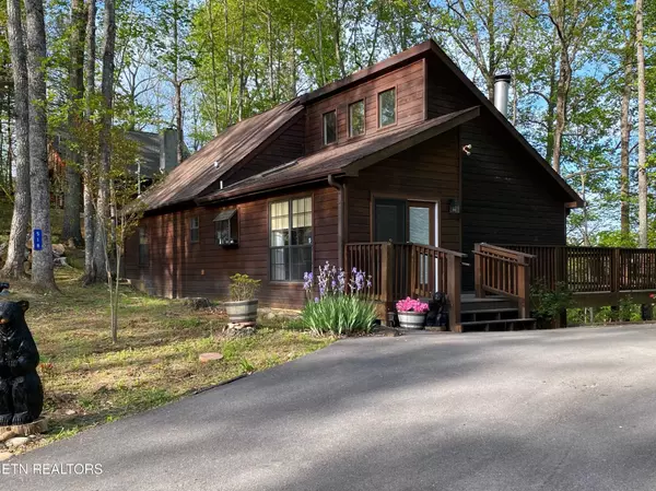 518 Deer Path Lane, Gatlinburg, TN 37738