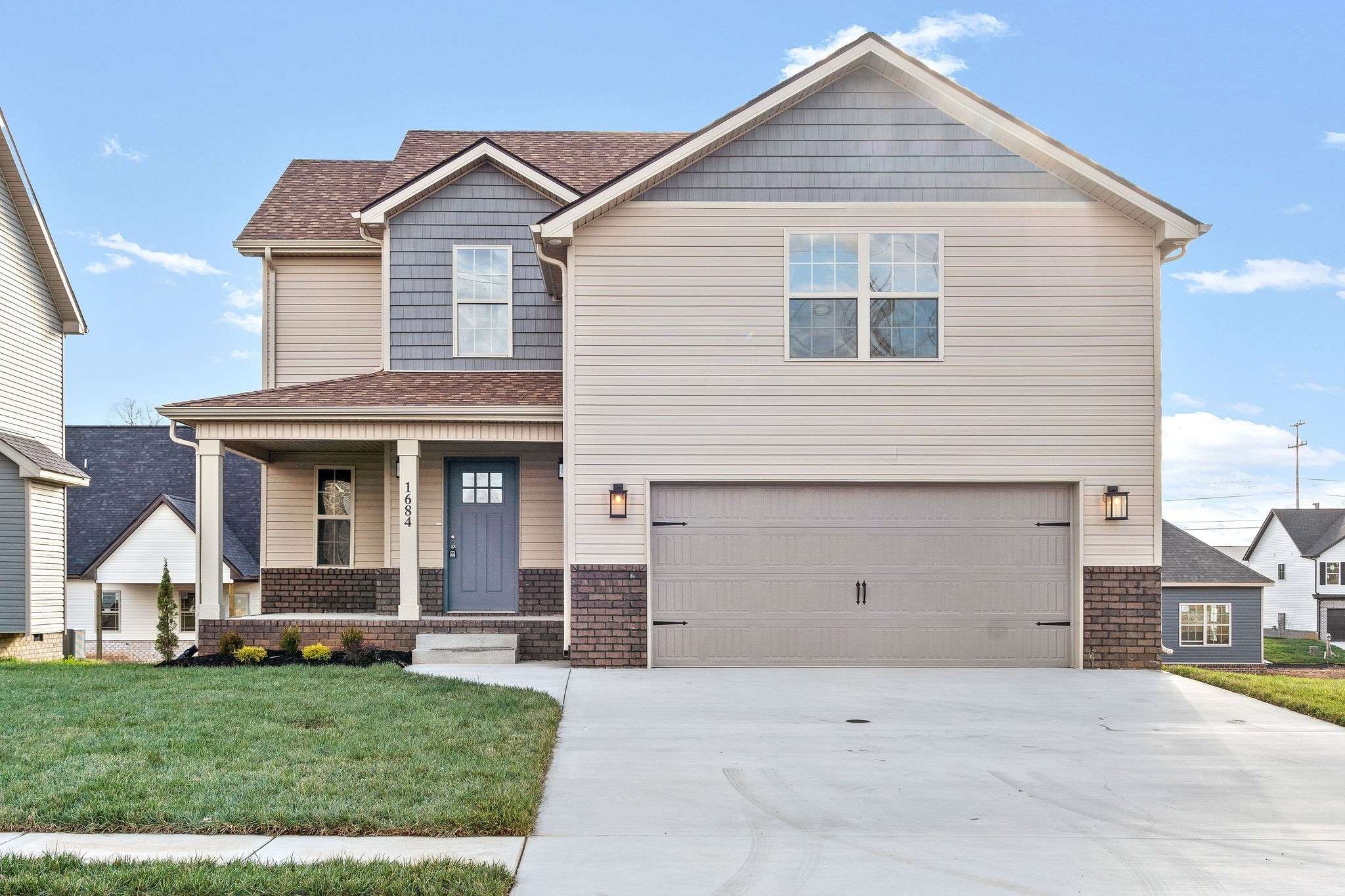 1684 Heritage Dr, Clarksville, TN 37043