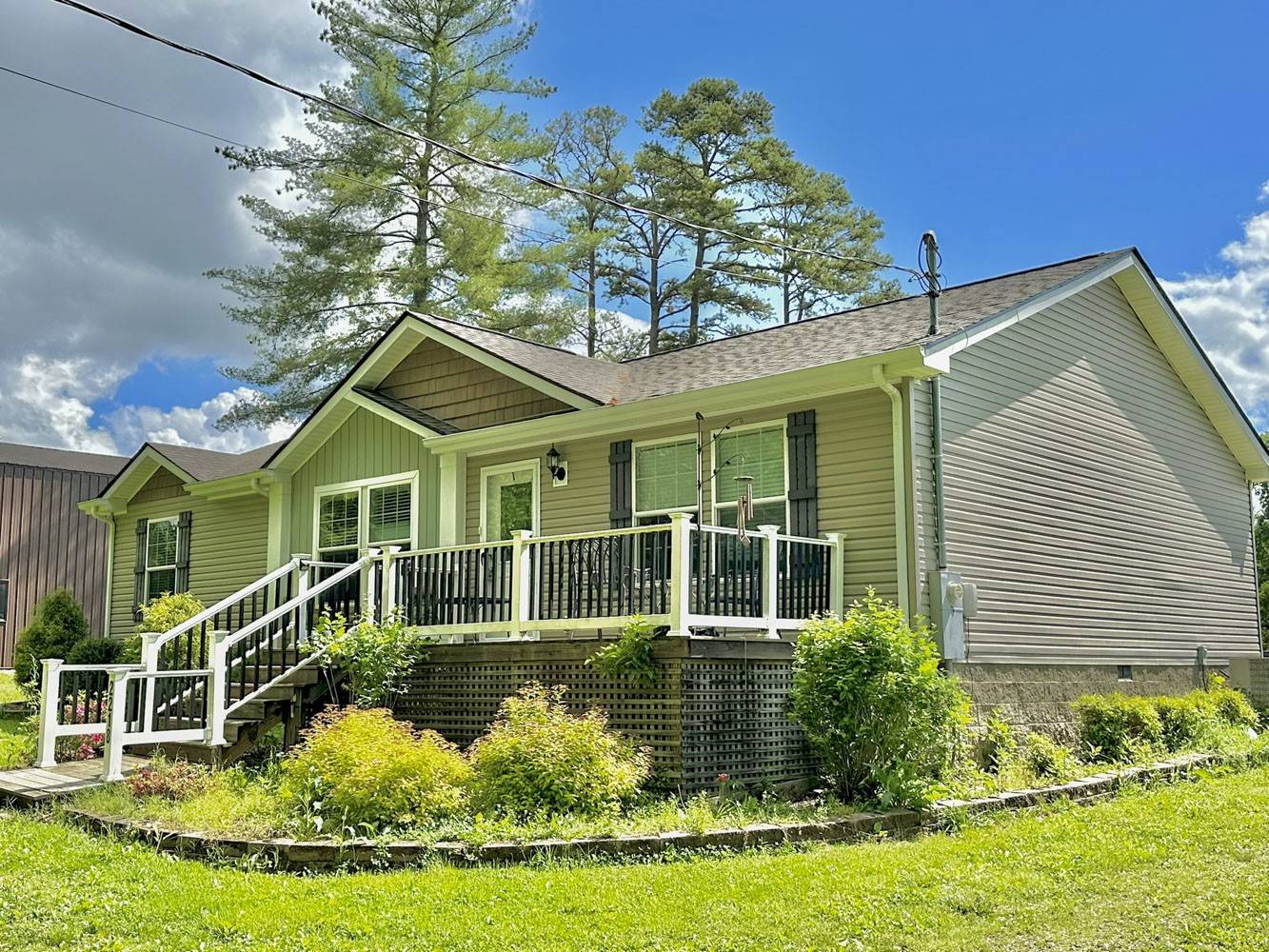 Dandridge, TN 37725,2218 Harvest Ln