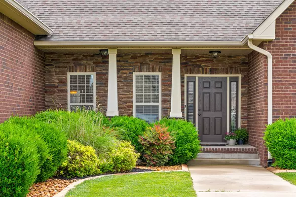 Adams, TN 37010,963 Red Bluff Way