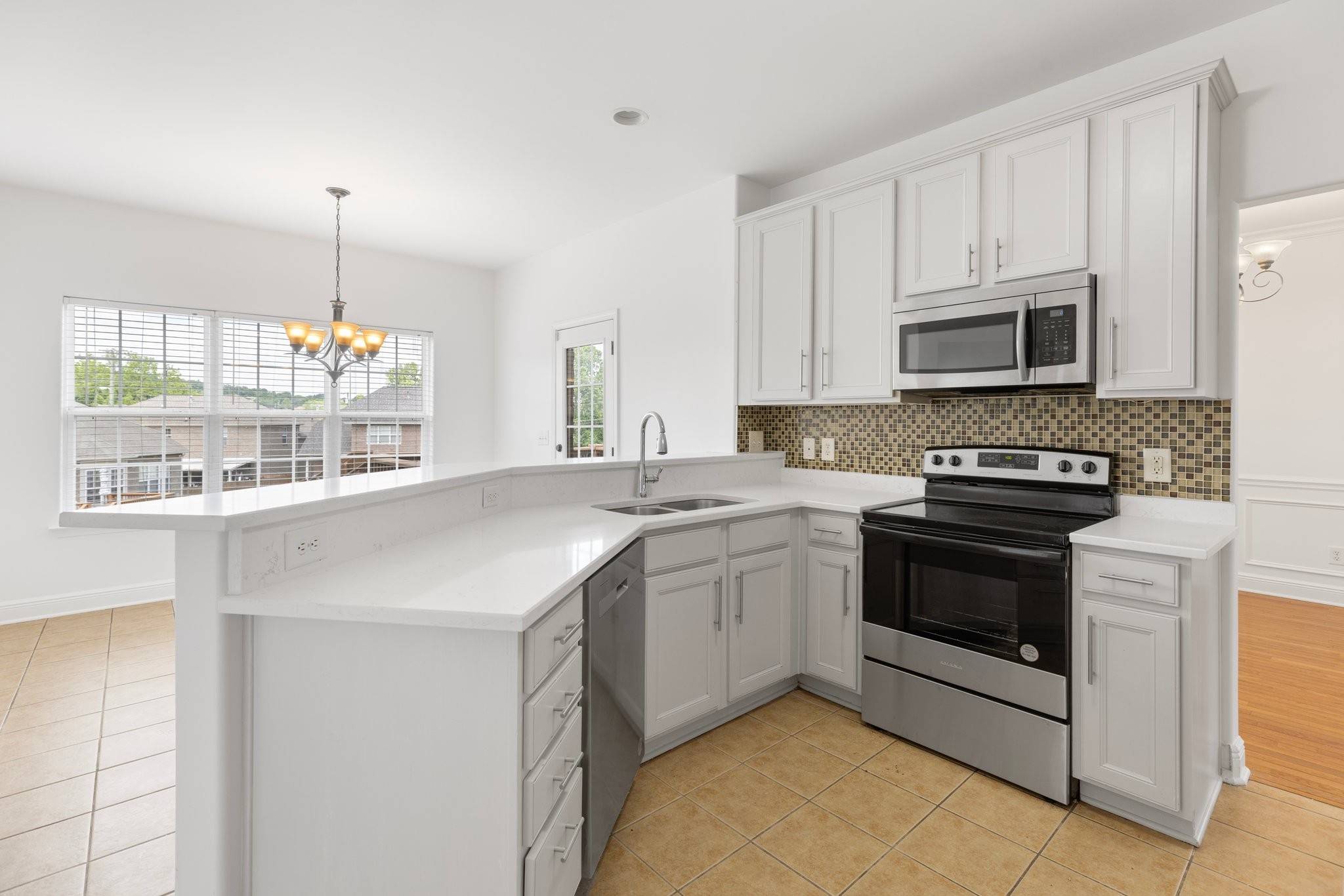 705 Candy Apple Cv, Antioch, TN 37013