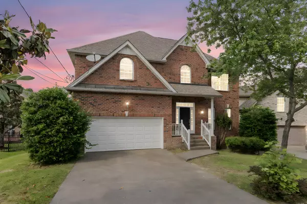 705 Candy Apple Cv, Antioch, TN 37013