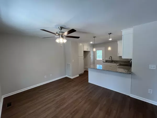 Clarksville, TN 37040,1217 Dodd St
