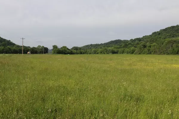 9 Hartsville Road, Lafayette, TN 37083