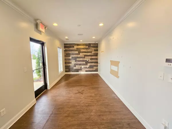 Smyrna, TN 37167,1175 Rock Springs Rd #100