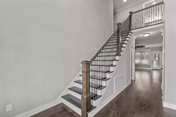 Winchester, TN 37398,512 River Watch Way