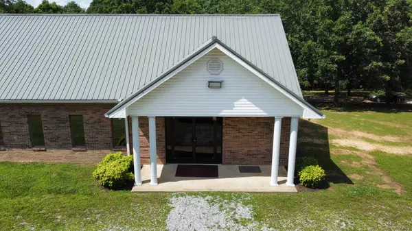 Hohenwald, TN 38462,110 Hankins Rd