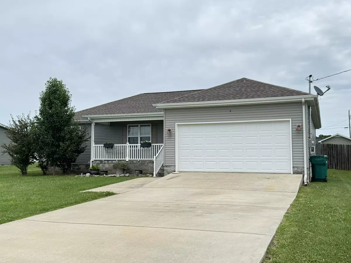 Winchester, TN 37398,117 Raspberry Dr