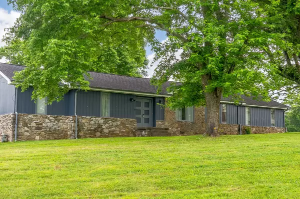 Hendersonville, TN 37075,142 Allen Dr