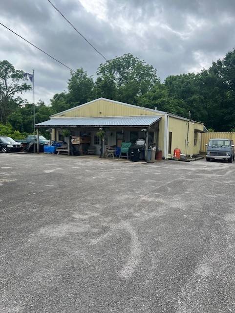 Columbia, TN 38401,388 Old Bear Creek Pike