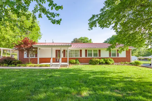 Columbia, TN 38401,206 Crestland Dr
